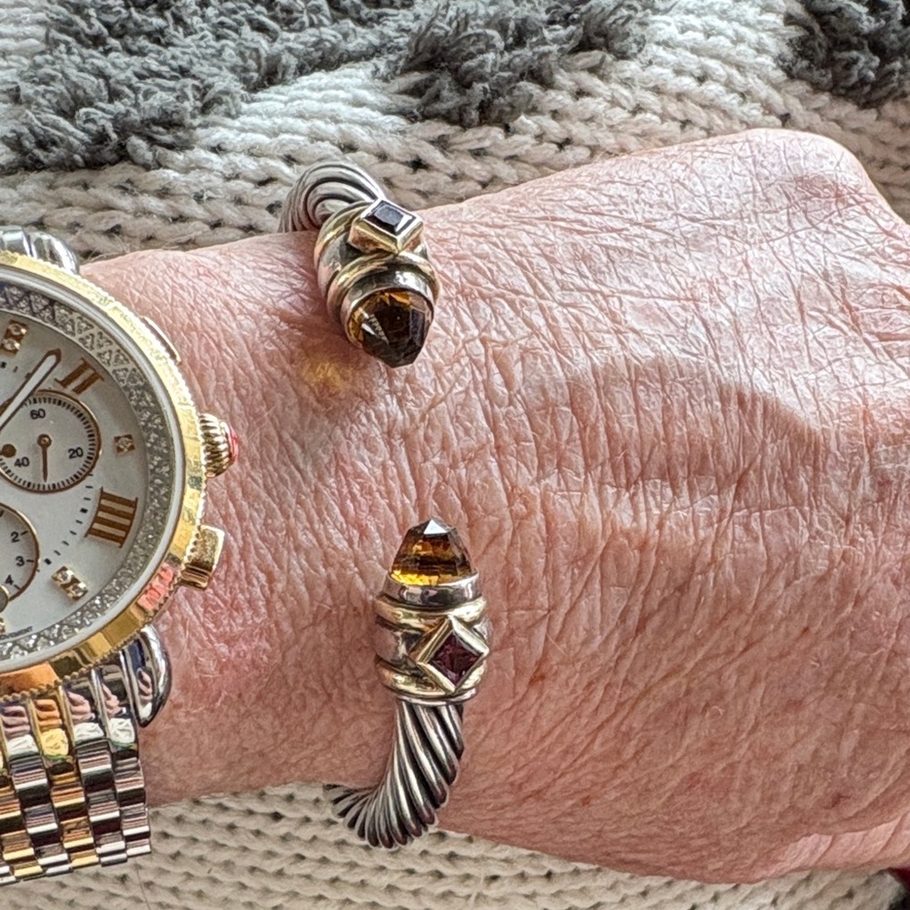 David Yurman Renaissance SS & 14kt Gold Bracelet, Gemstone Accents - Picture 3 of 10